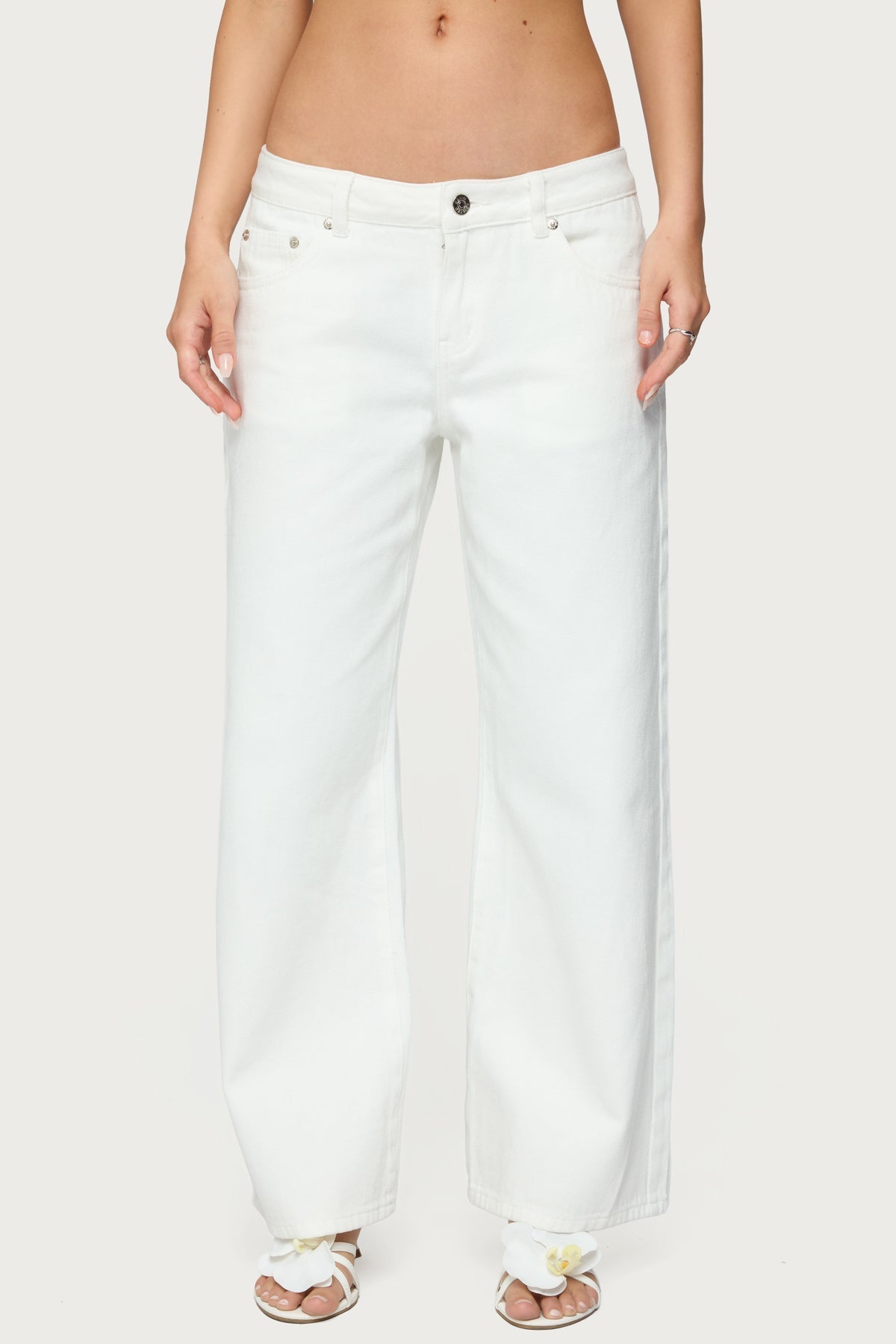Petite Roman Low Rise Baggy Jeans