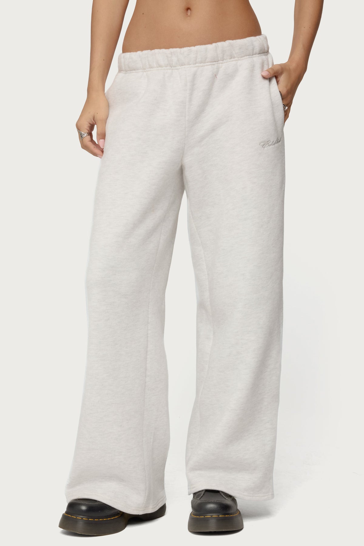 Basic Girl Wide Leg Edikted Joggers