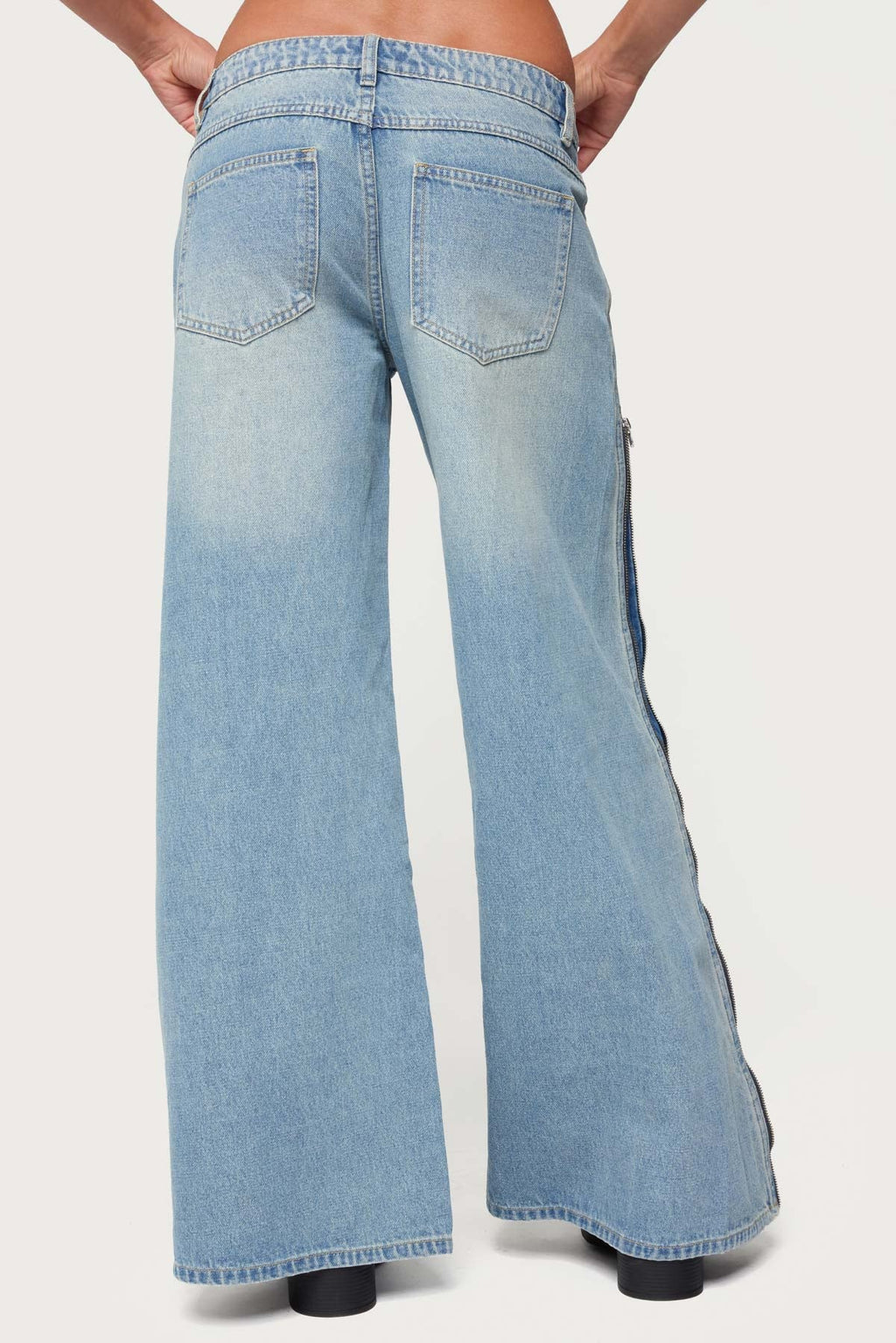 Zippered Washed Low Rise Wide Leg Jeans