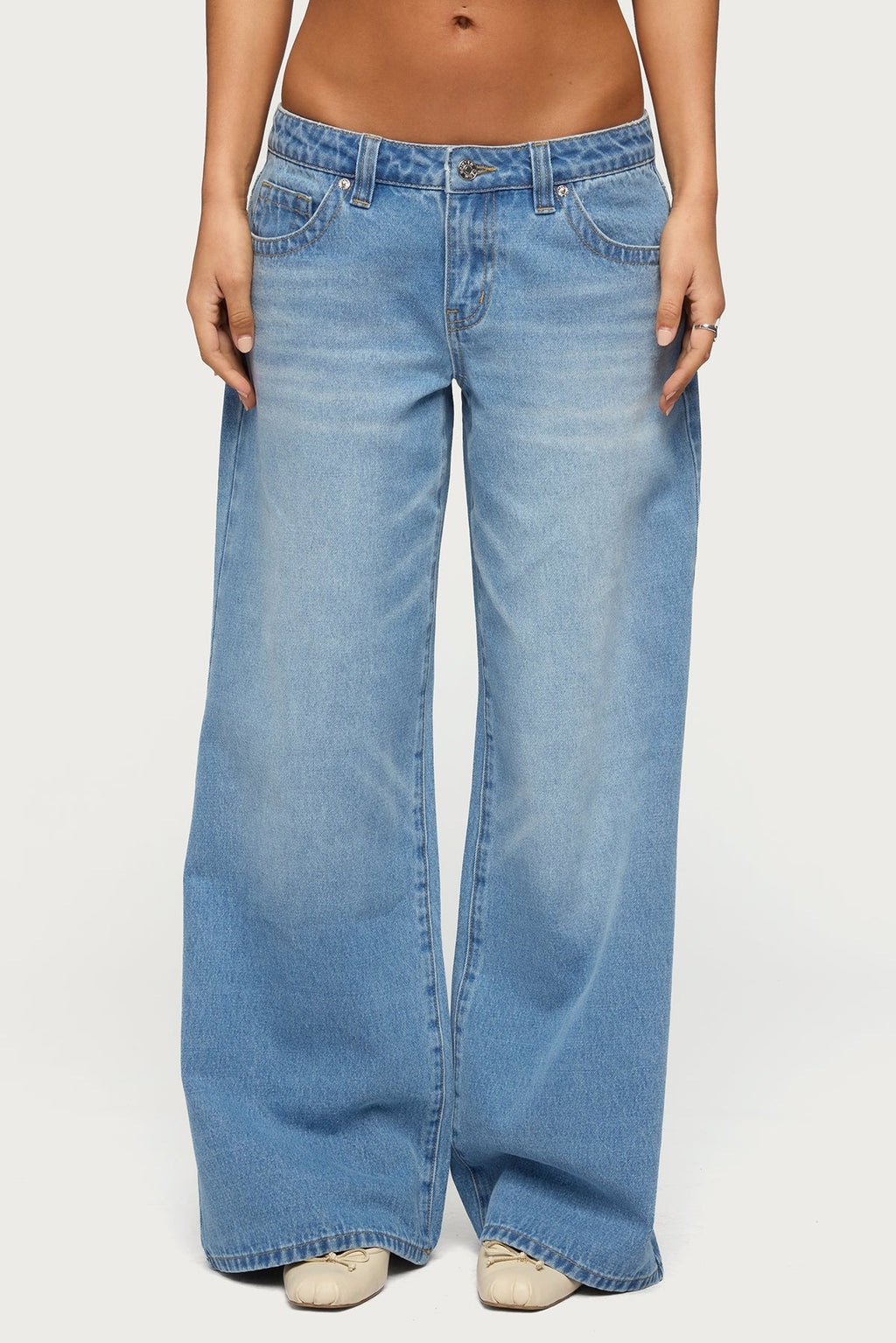 Raiyne Low Rise Wide Leg Jeans