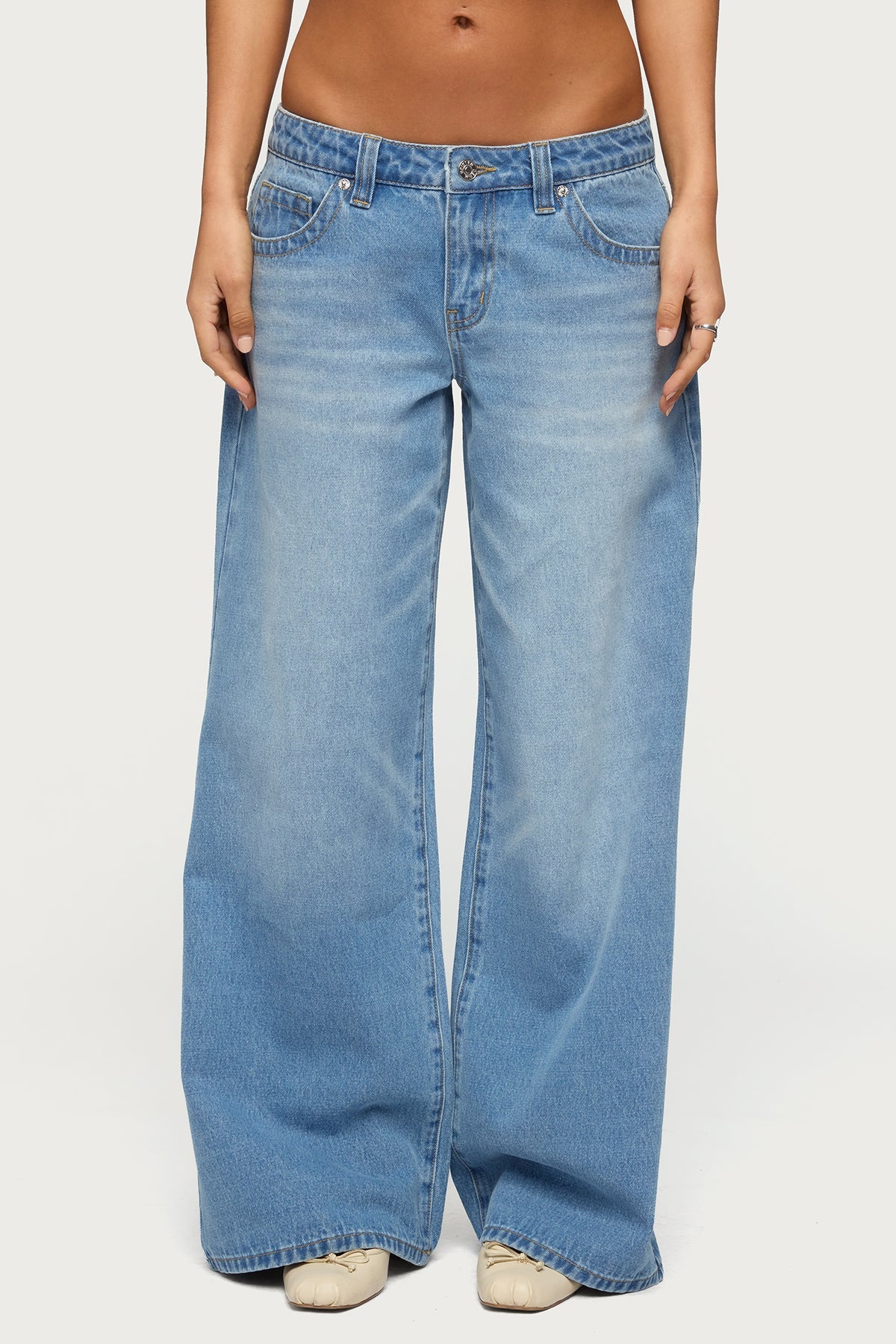 Raiyne Low Rise Wide Leg Jeans